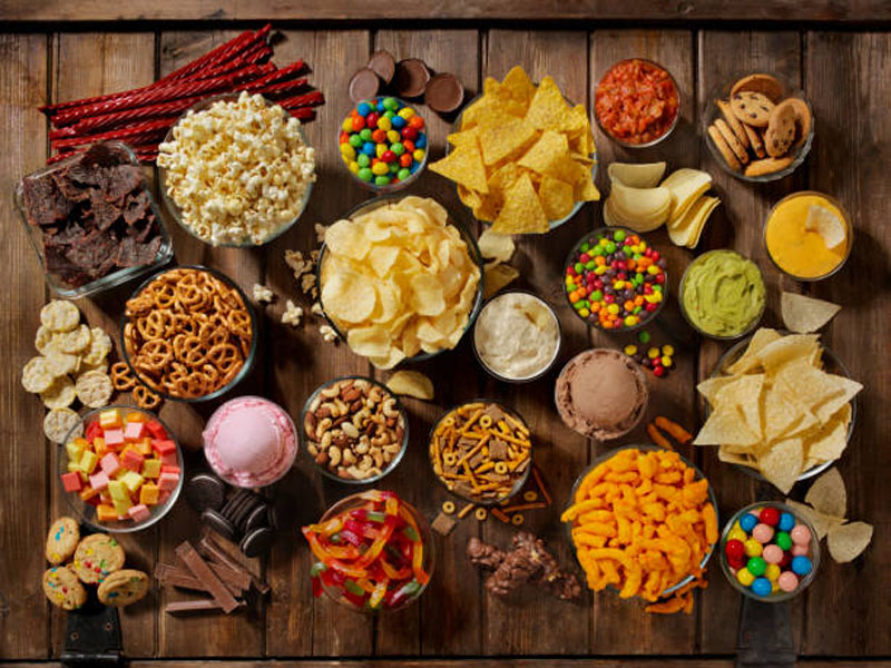 Snacks and Süssigkeiten